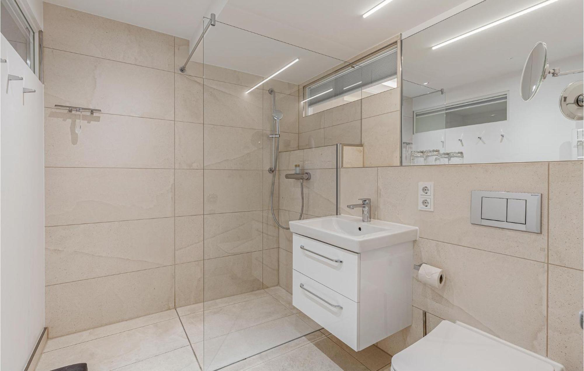 Junior Apartment บินซ์ ภายนอก รูปภาพ